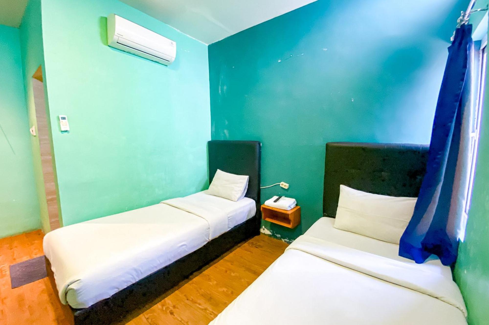 Reddoorz At Sentosa Jaya Helvetia Medan Exterior photo