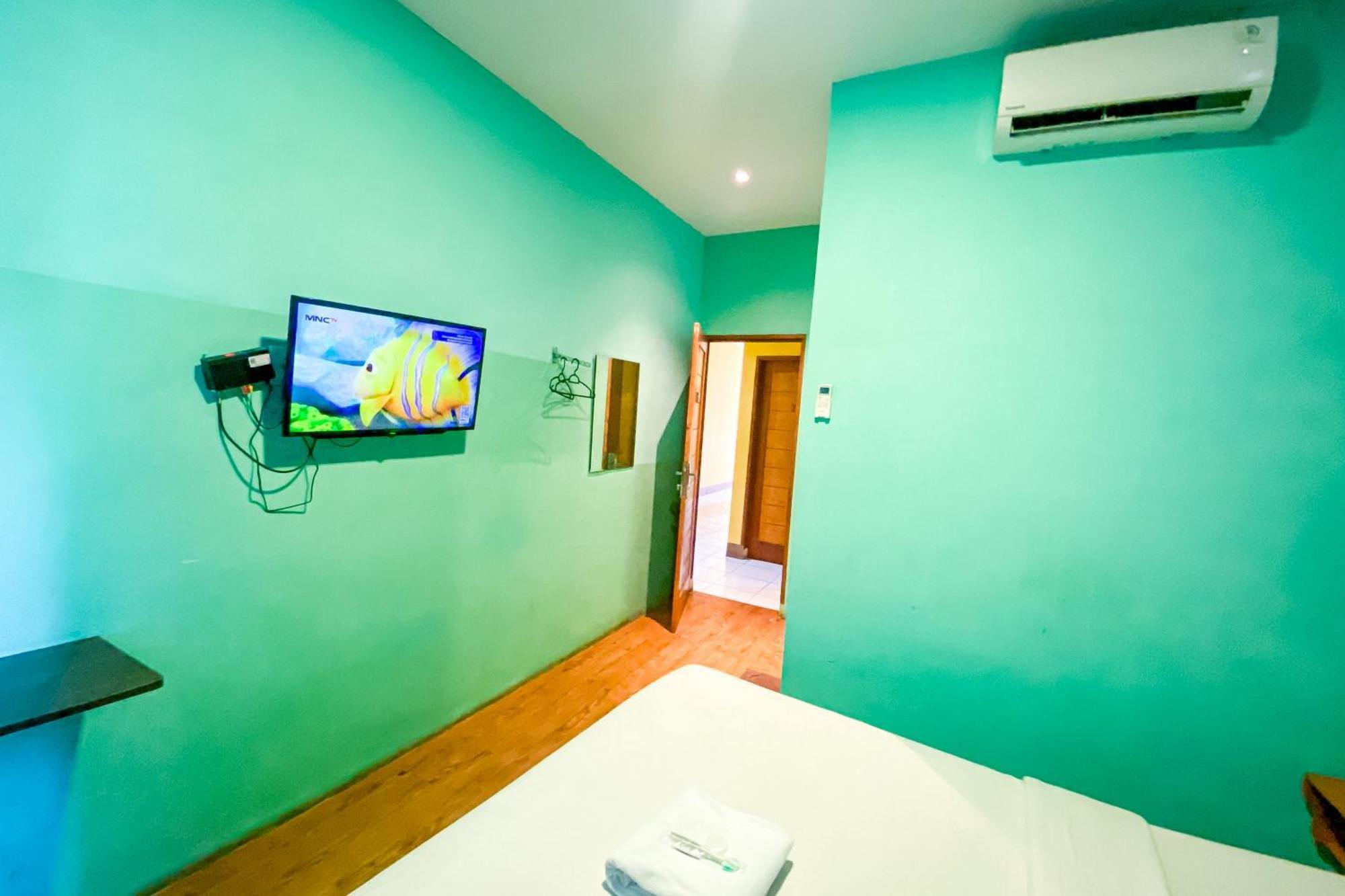 Reddoorz At Sentosa Jaya Helvetia Medan Exterior photo